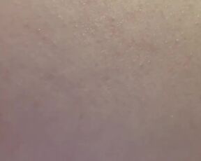 Бритая розовая писька пульсирует - Оргазм Без Рук! Скрещиваю ноги и сильно сжимаю бёдра